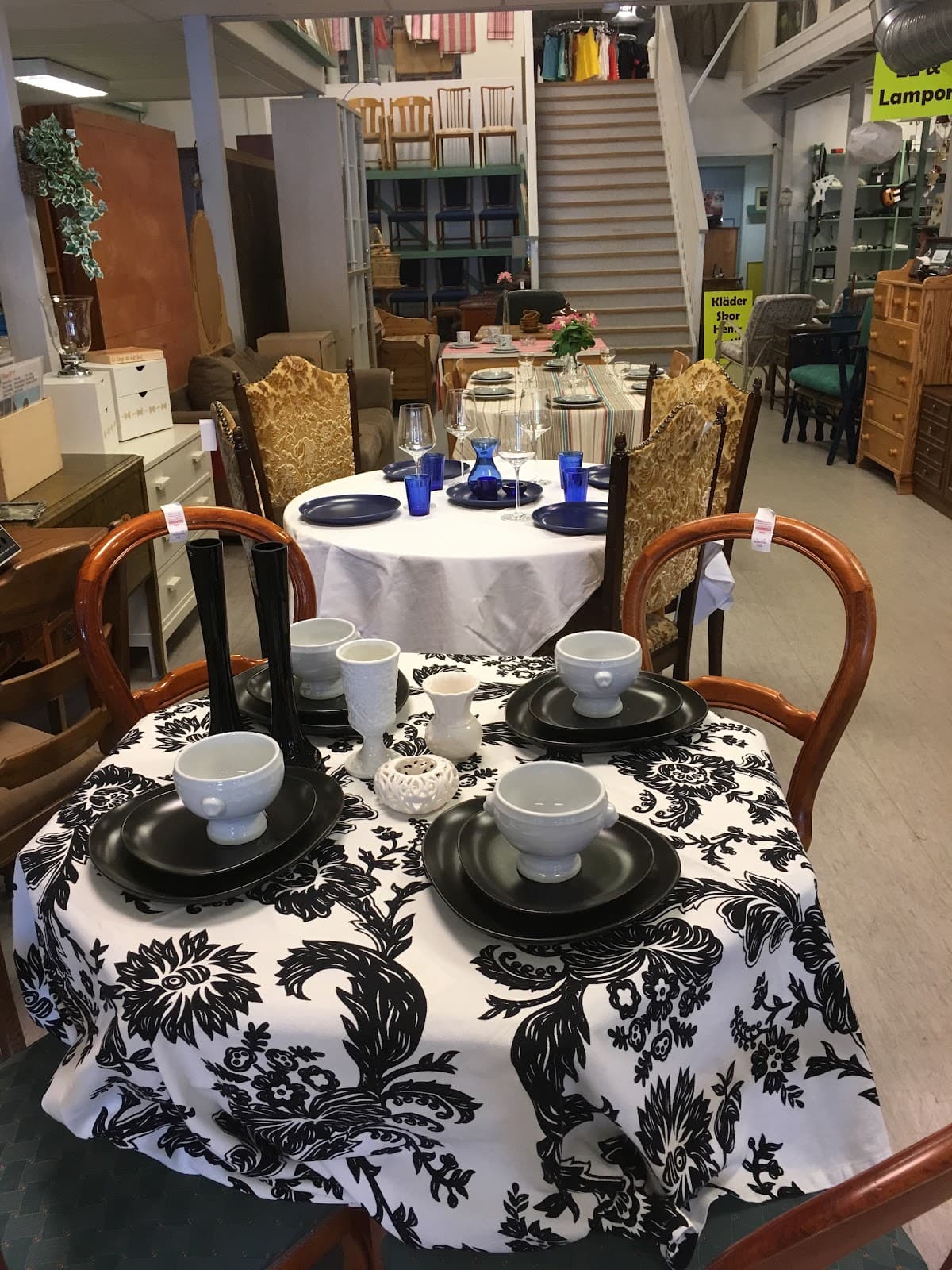 Mitt Secondhand Ånge (2/6)