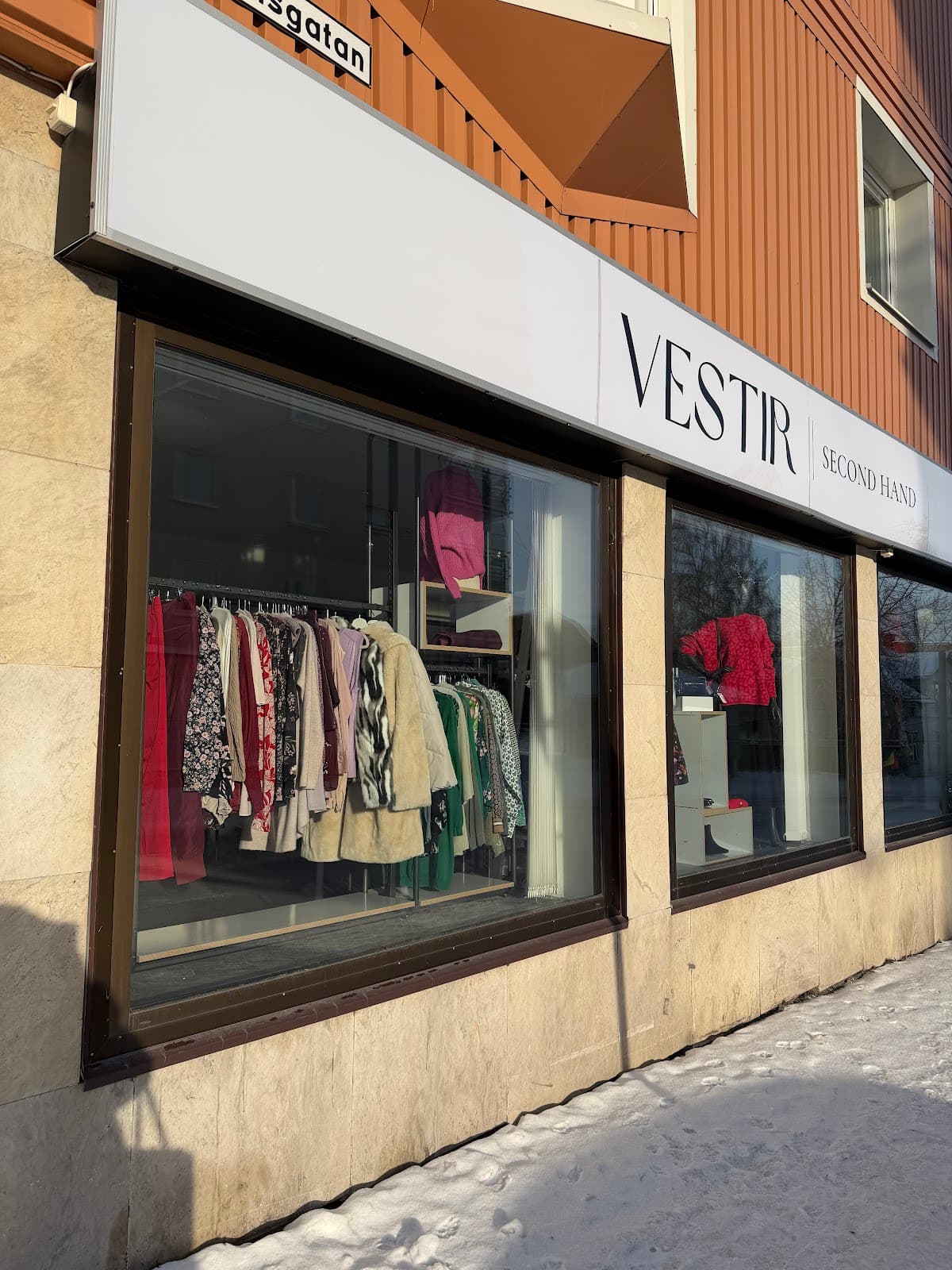 Main image
