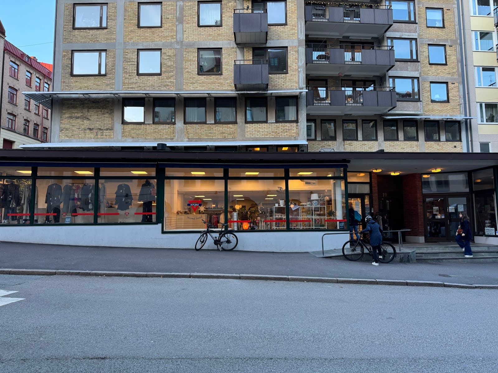 KFUM Second hand Linné