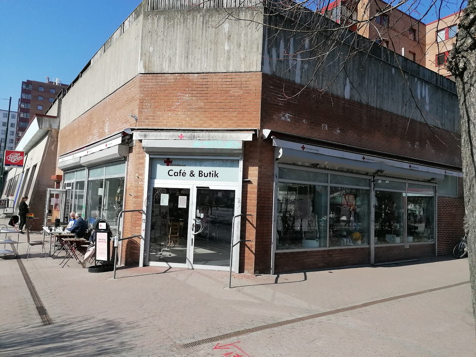 Main image