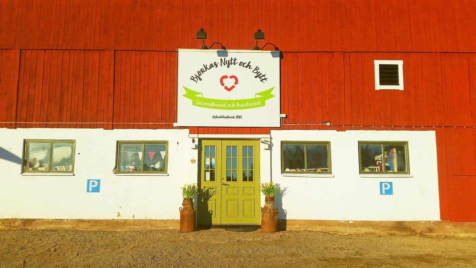 Main image