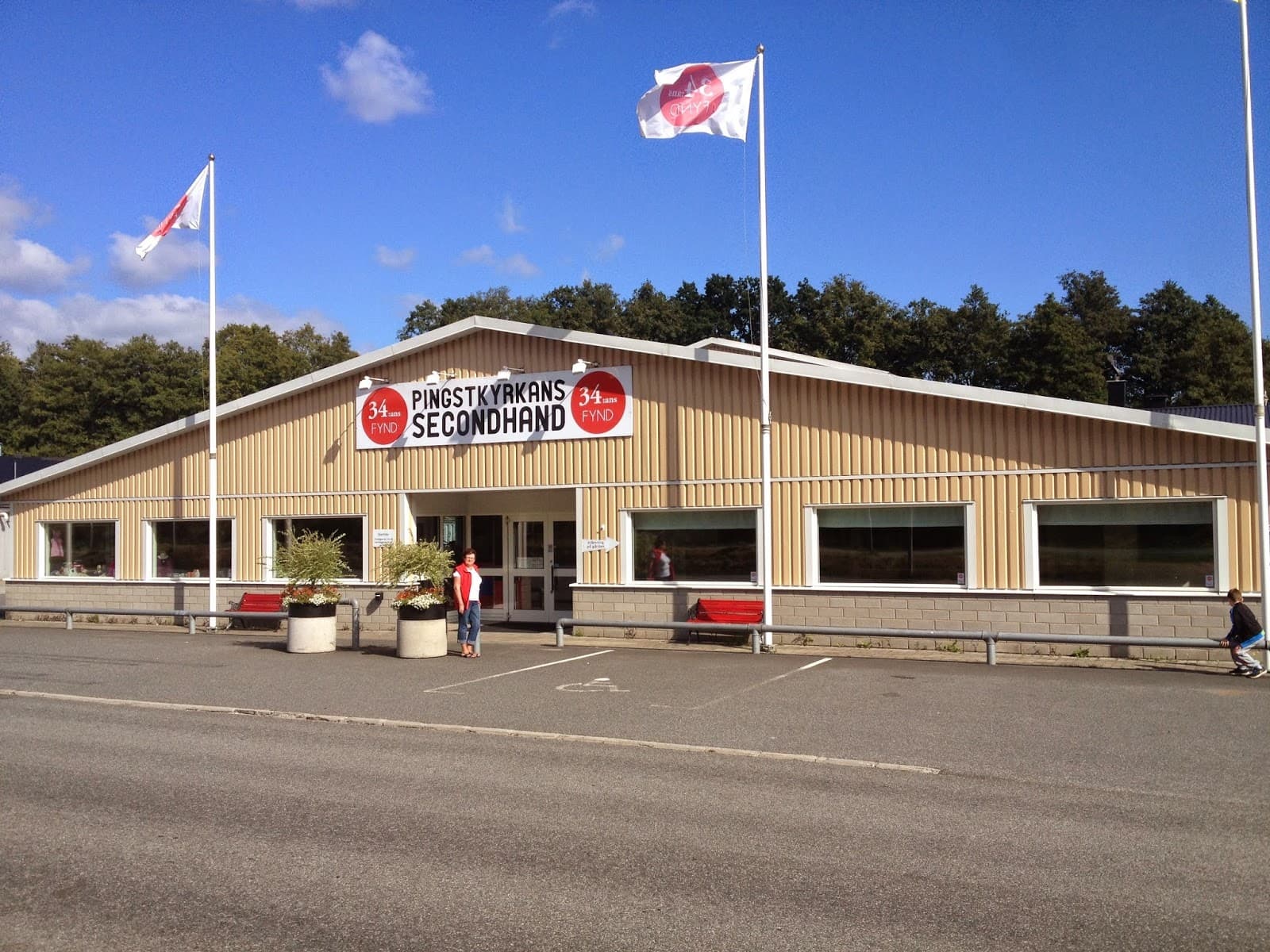 Main image