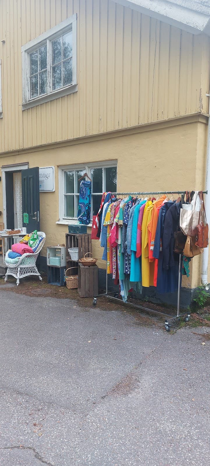 Tvättstugans loppis Untra