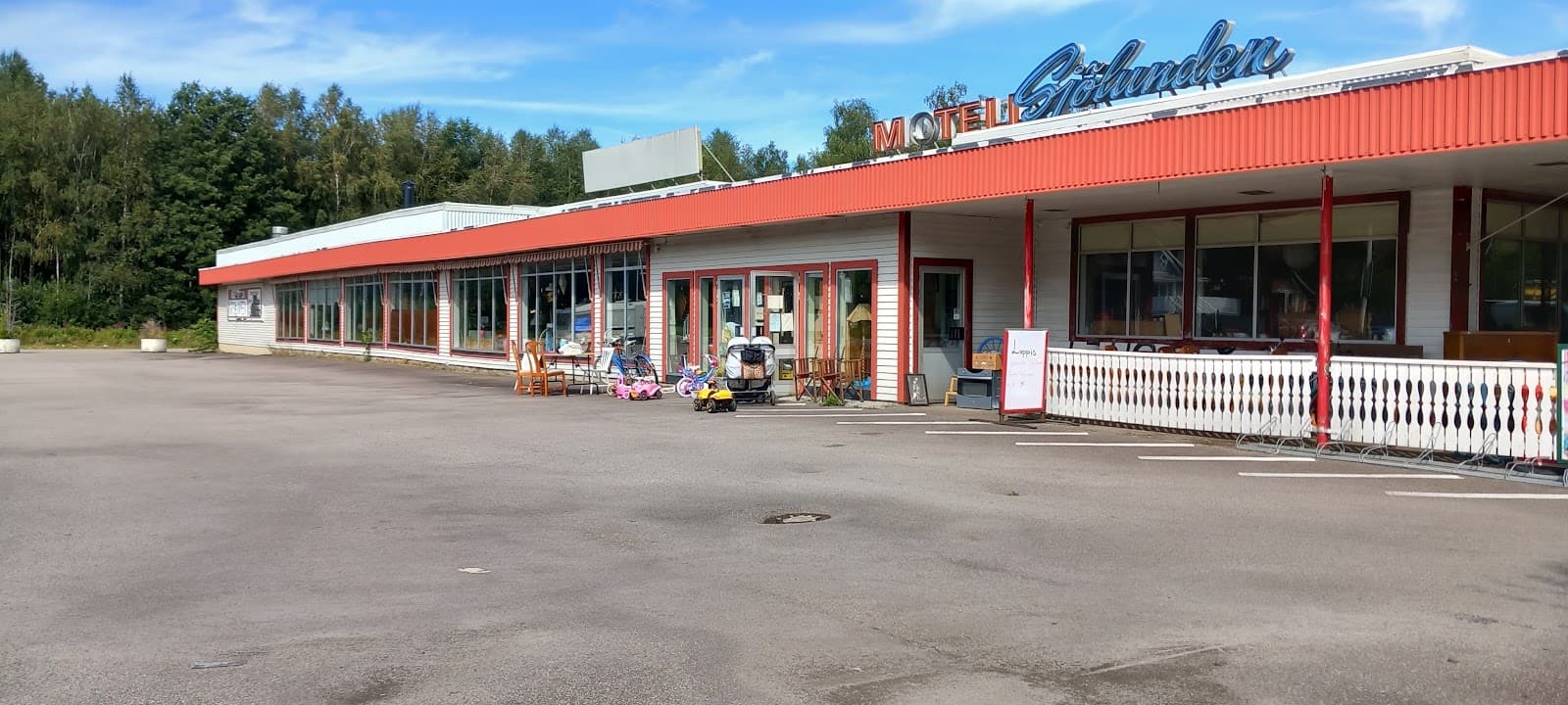 Main image