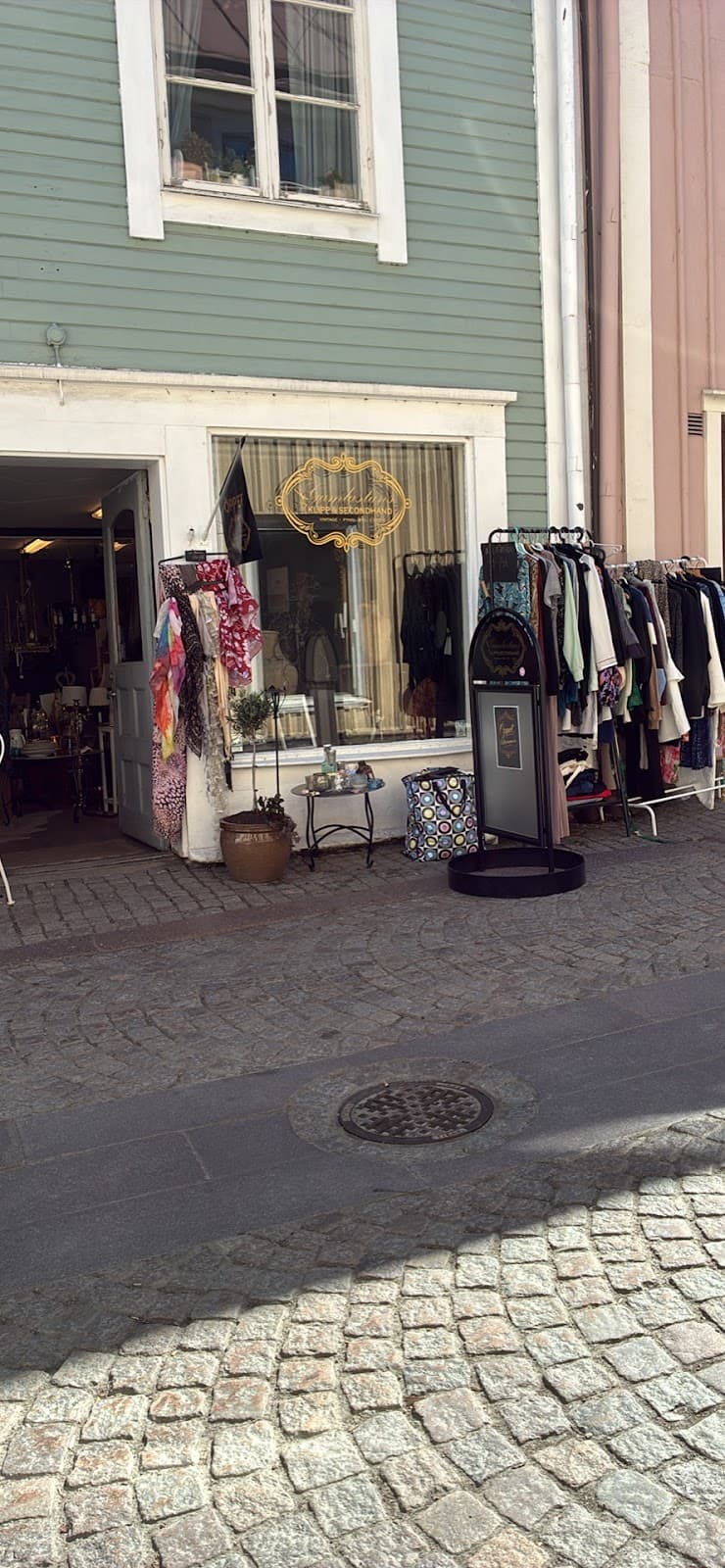 Gamlastan's klipp & secondhand