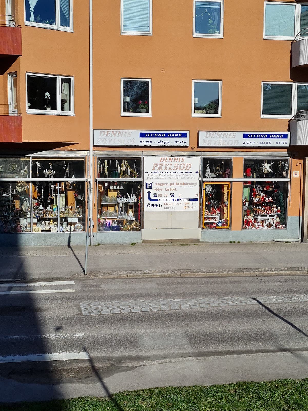 Main image