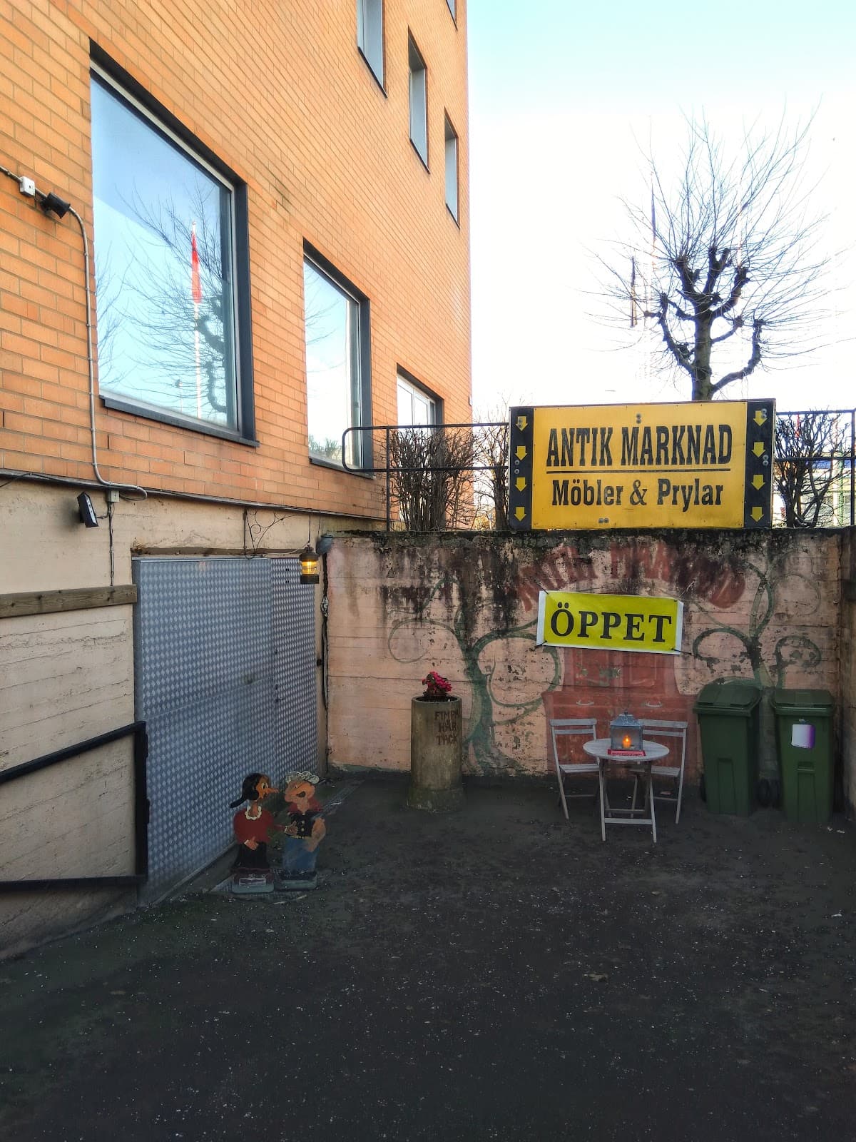 C-G Antikmarknad