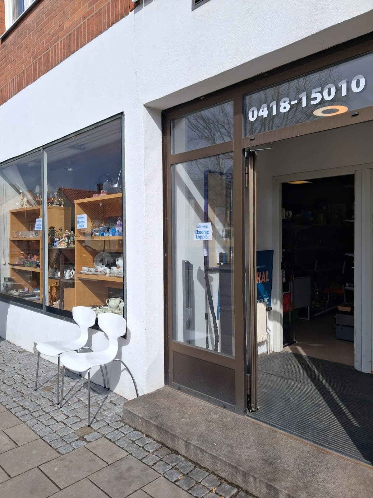 Main image