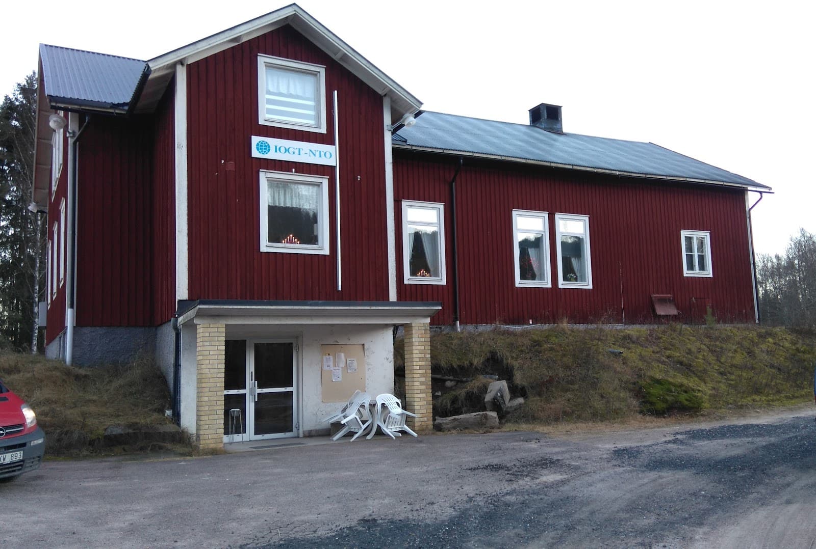 Main image